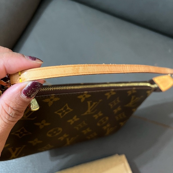 ‼️sold‼️Louis Vuitton Pochette Accessories - Picture 7 of 16